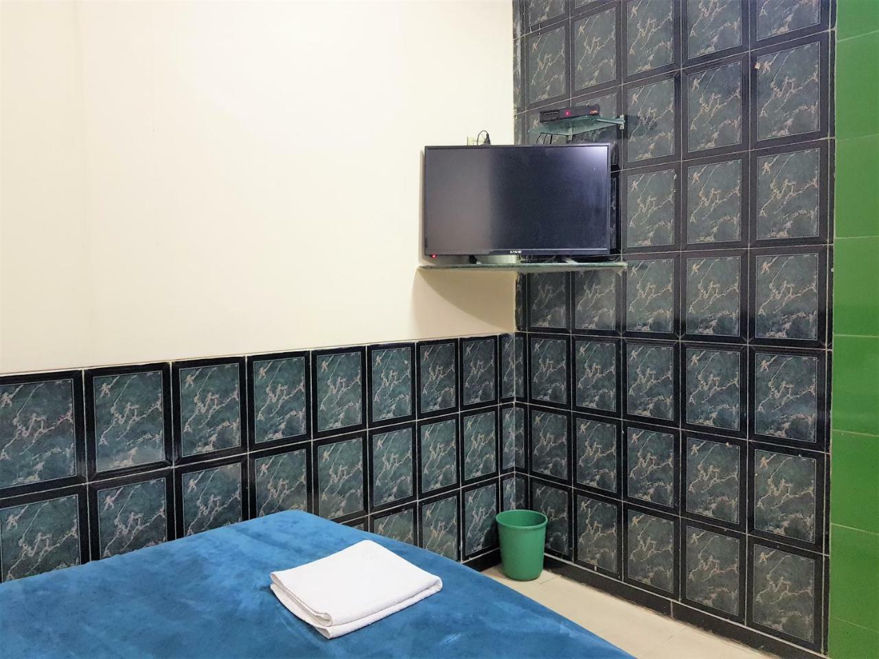 Hexa Metro Plaza Otel Mumbai Dış mekan fotoğraf