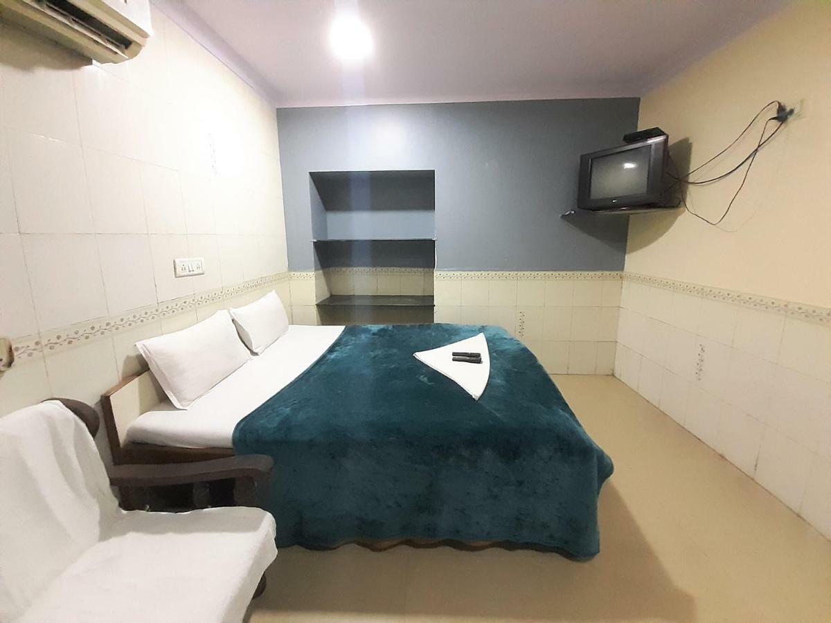 Hexa Metro Plaza Otel Mumbai Dış mekan fotoğraf