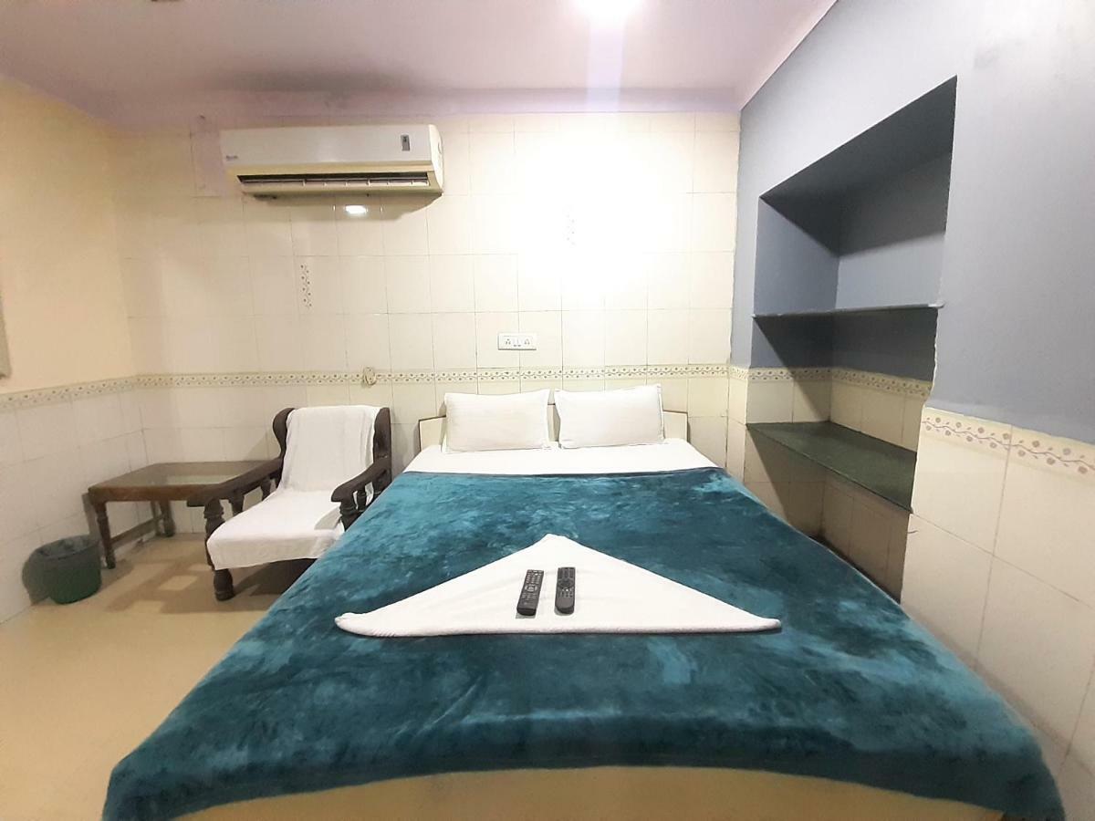 Hexa Metro Plaza Otel Mumbai Dış mekan fotoğraf